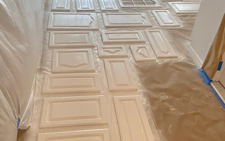 Kitchen Cabinet Painters Near me