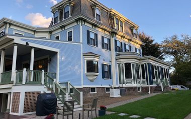 Exterior House Painters Near me