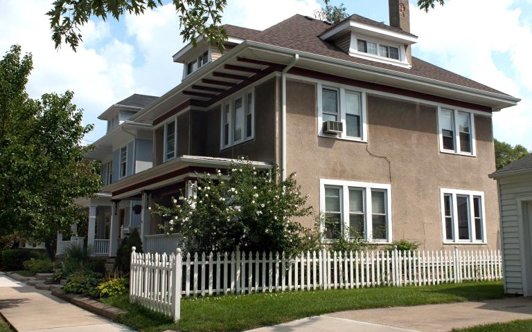 Stucco Painting & Repair Services