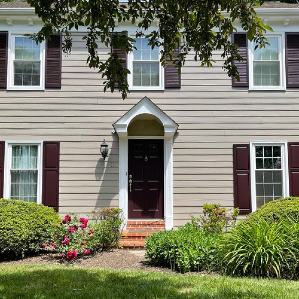 Heiler Painting offers professional painting services in Warwick Township, PA. With a team of skilled painters, we provide a range of services to transform homes and interior spaces. Whether it's a small touch-up or a complete makeover, Heiler Painting ensures a seamless and professional finish.