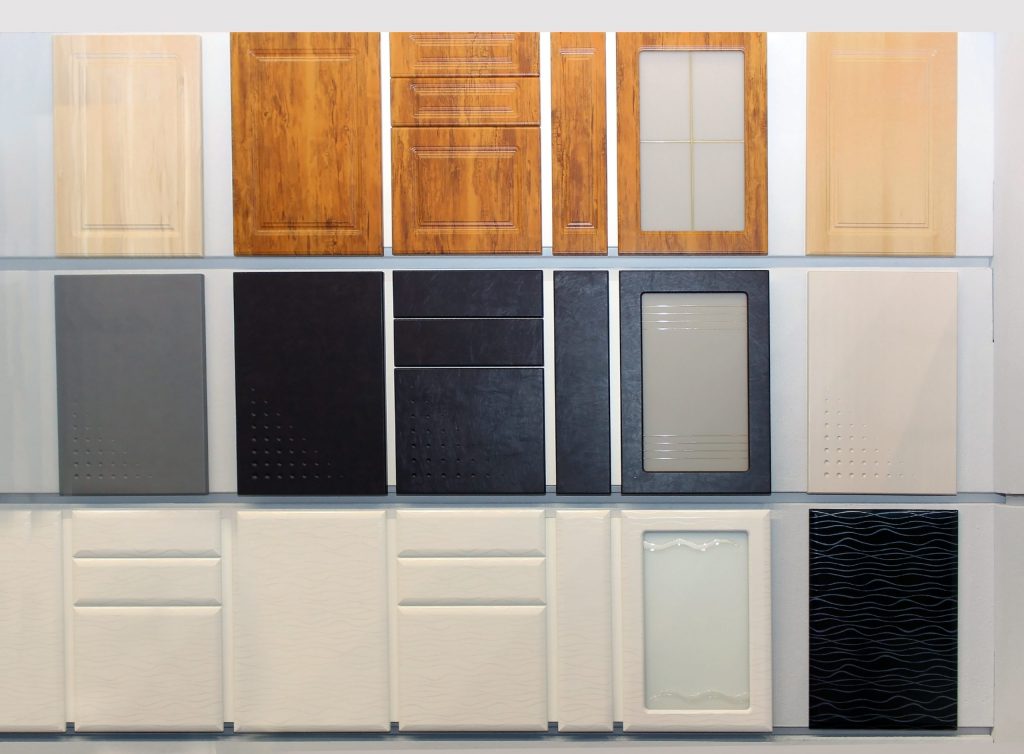 Painted vs Stained Kitchen Cabinets