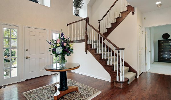 Foyer Painting & Staircase Painting